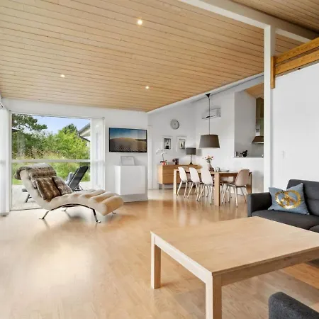 Сasa de vacaciones Thjodulf - 300m From The Sea In Djursland And Mols By Interhome