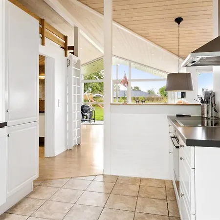 Сasa de vacaciones Thjodulf - 300m From The Sea By Interhome Knebel
